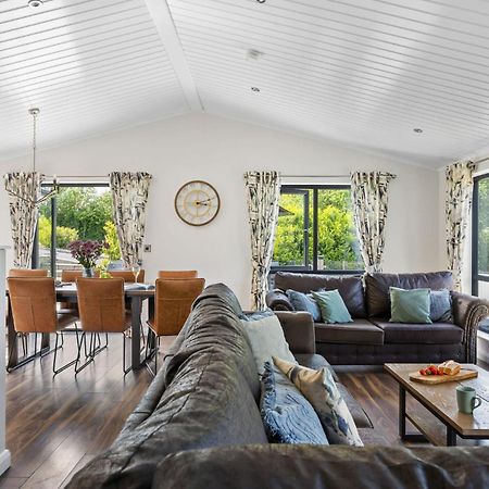 Lilac Lodge, 22 Roadford Lake Lodges Lifton Eksteriør bilde