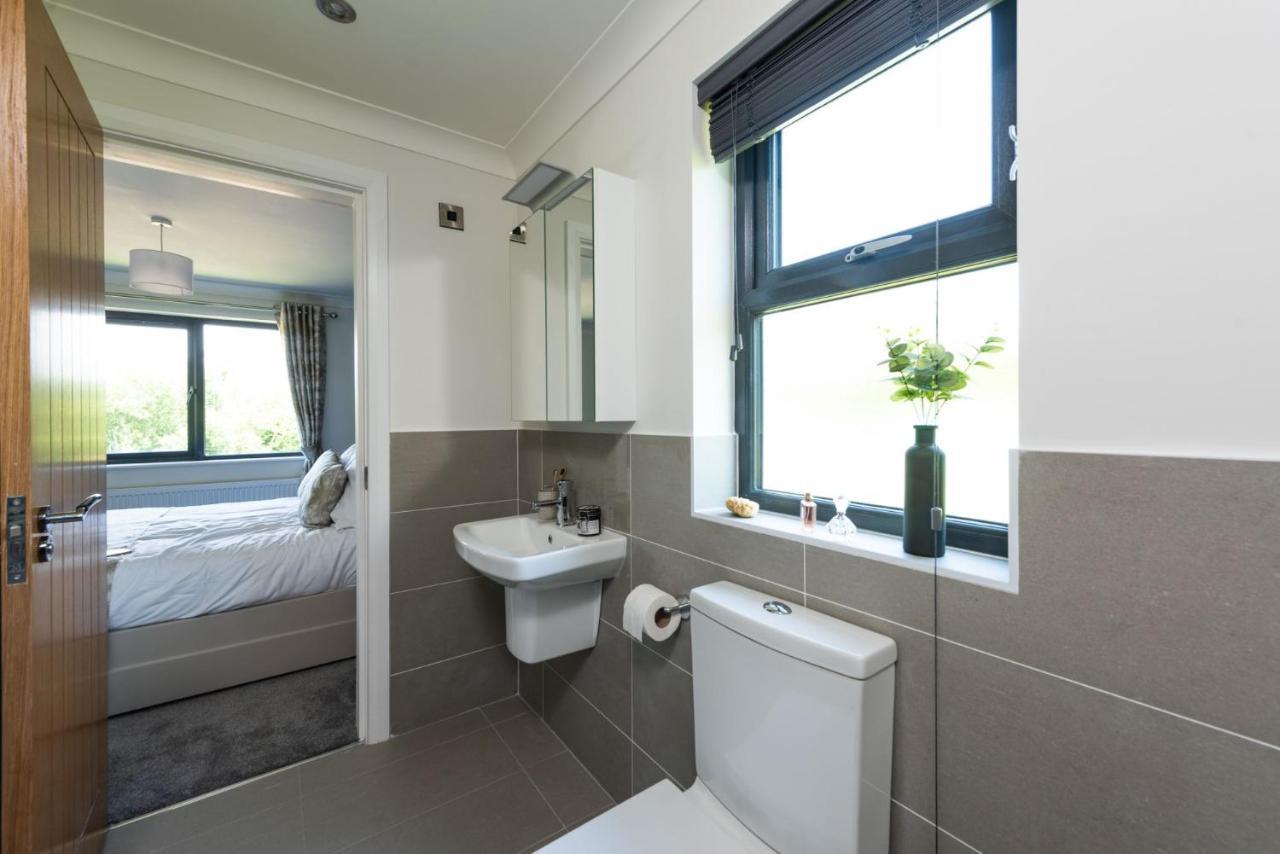 Lilac Lodge, 22 Roadford Lake Lodges Lifton Eksteriør bilde