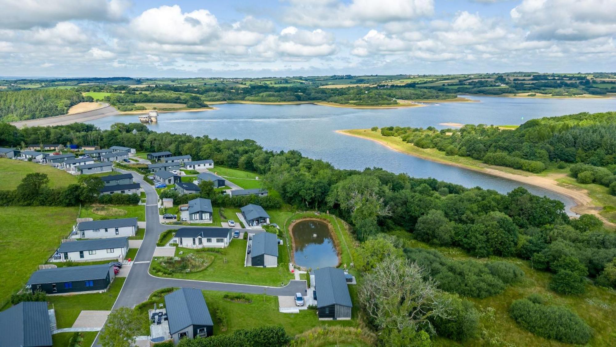 Lilac Lodge, 22 Roadford Lake Lodges Lifton Eksteriør bilde
