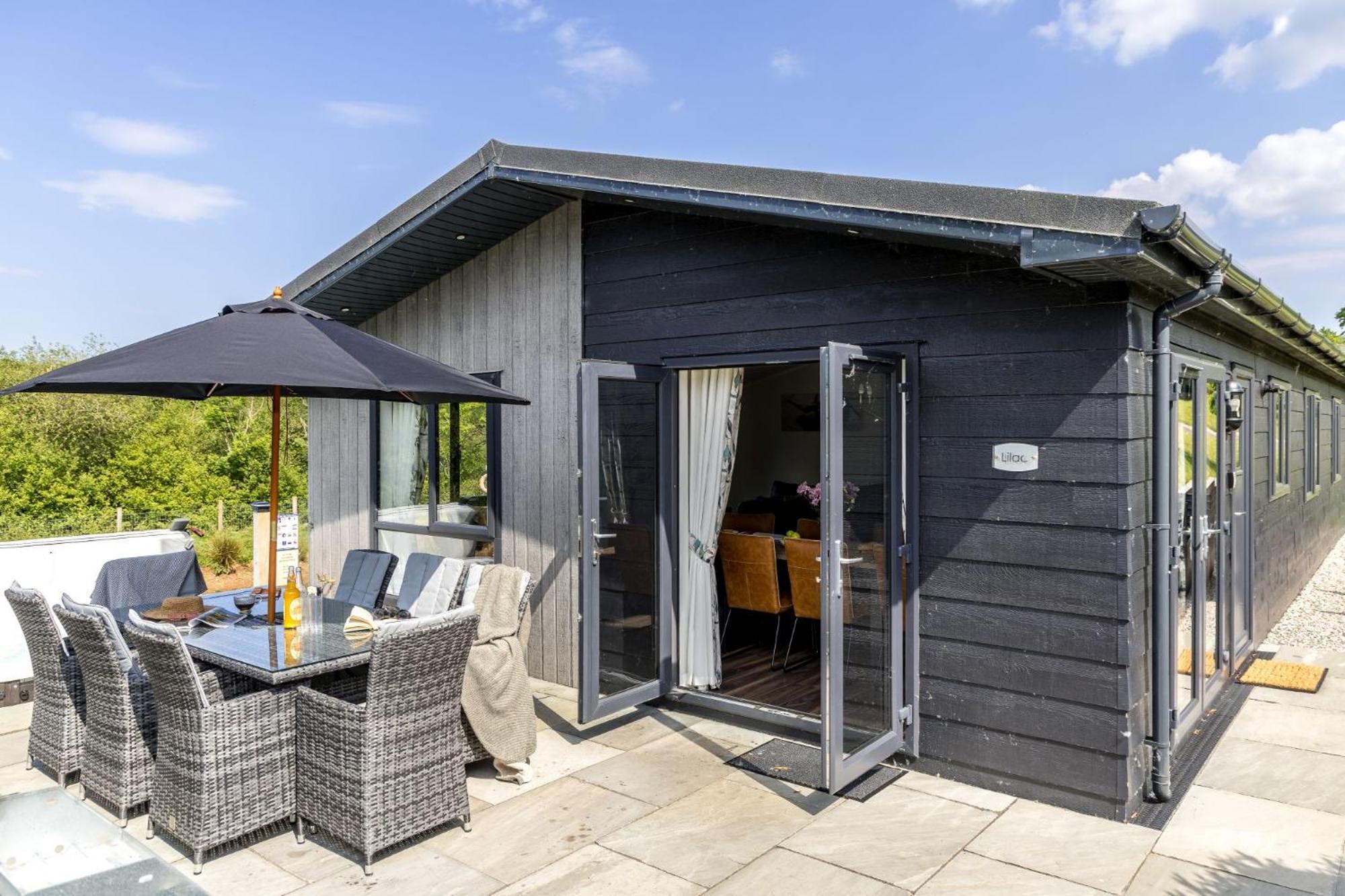 Lilac Lodge, 22 Roadford Lake Lodges Lifton Eksteriør bilde