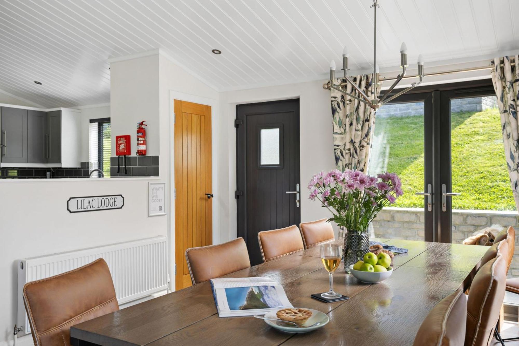 Lilac Lodge, 22 Roadford Lake Lodges Lifton Eksteriør bilde