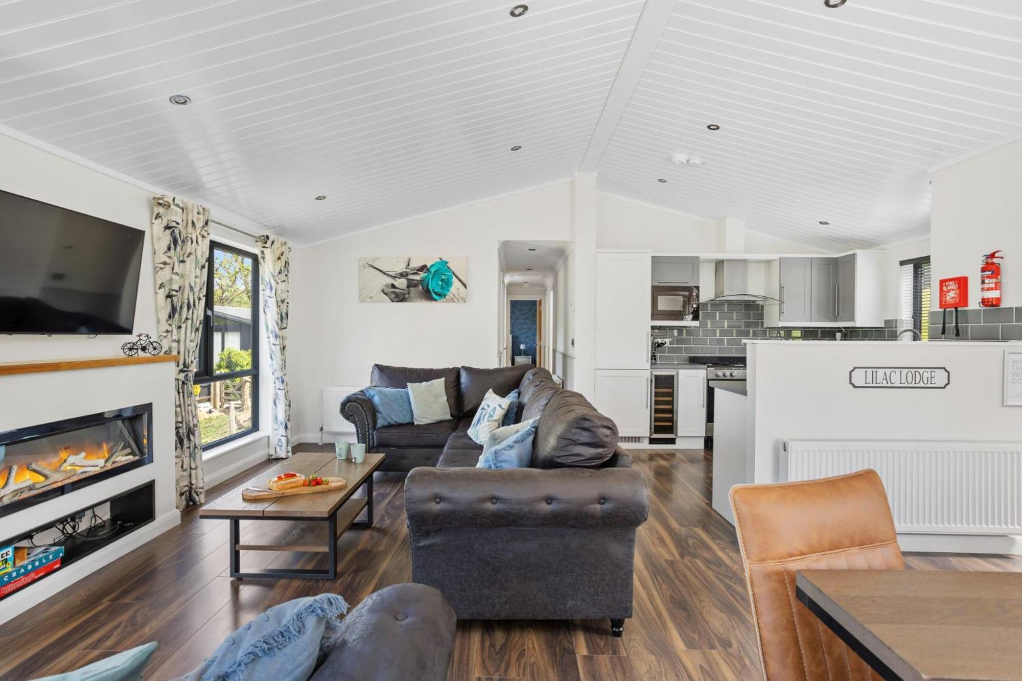 Lilac Lodge, 22 Roadford Lake Lodges Lifton Eksteriør bilde